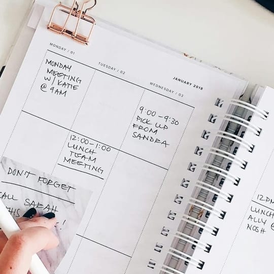 How to use a planner as a busy mom.